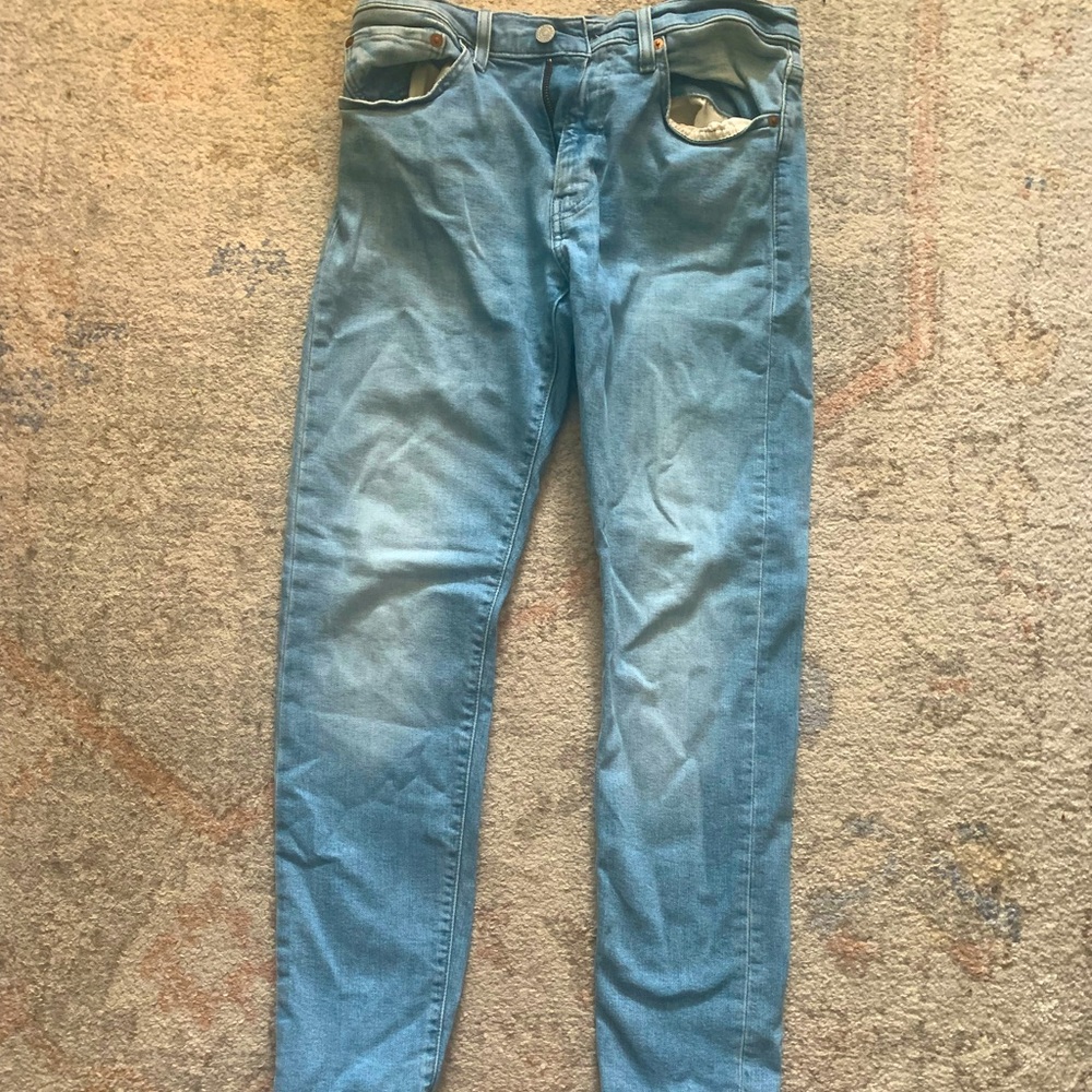 Levi Jeans W31XL32. In excellent condition but have outgrown them.